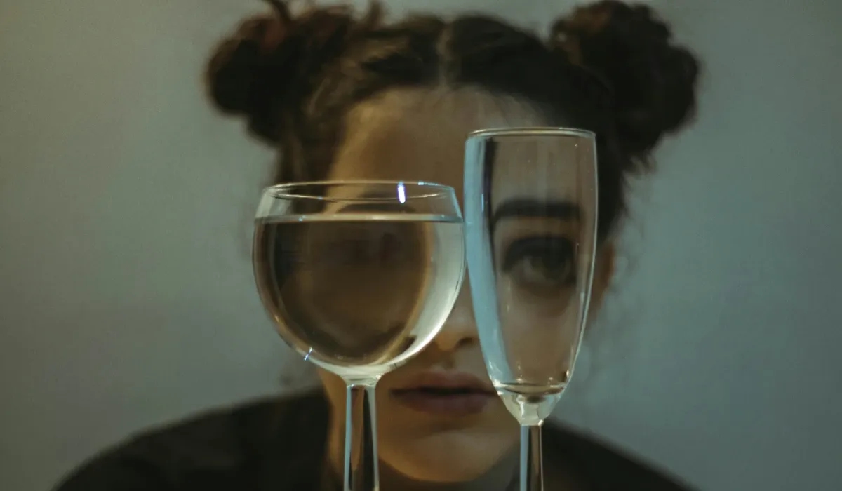 You vs Your Alcohol Persona: A Guide To Your 5 Drunk Selves