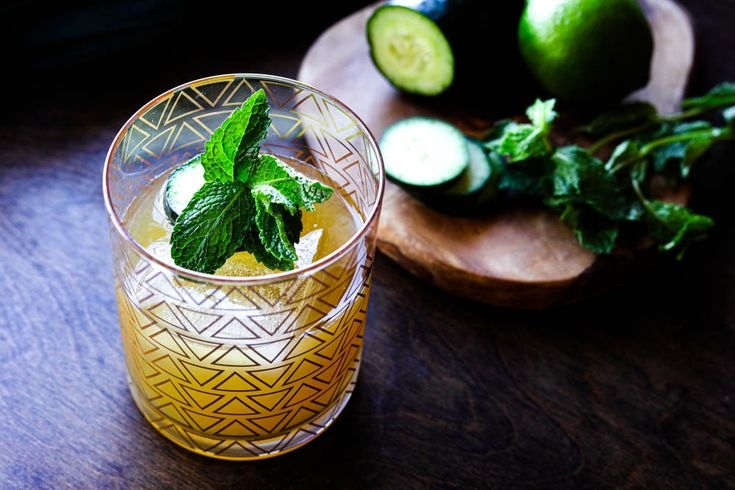 Easy 2-Ingredient Bourbon Cocktails