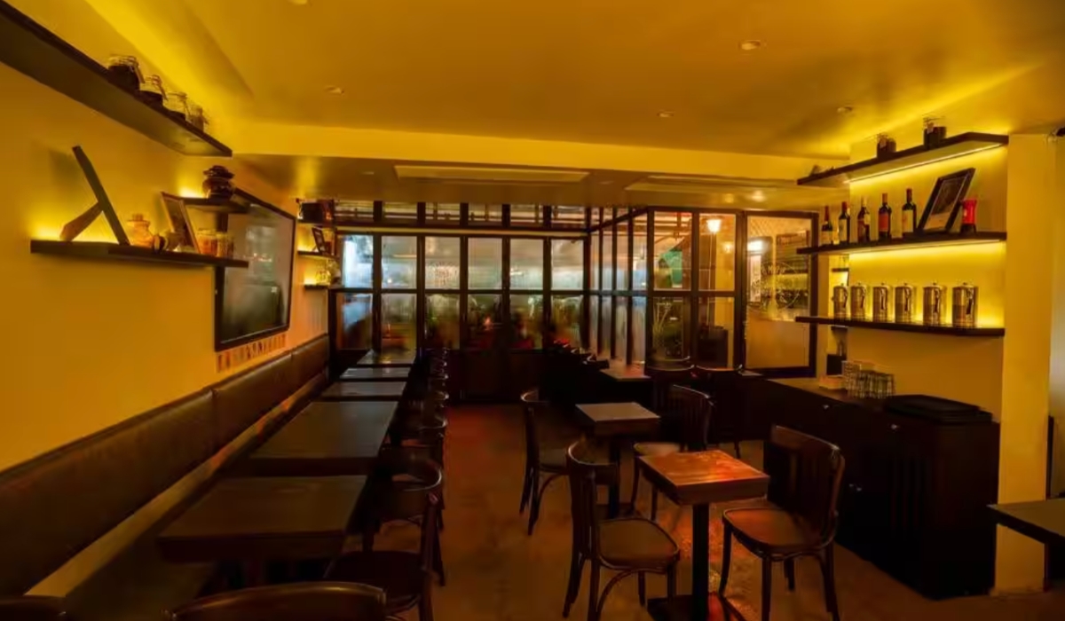 Bombay Daak: Inside Bandra’s 30-Seater Bar Reviving India’s Daaru-Chakna Culture