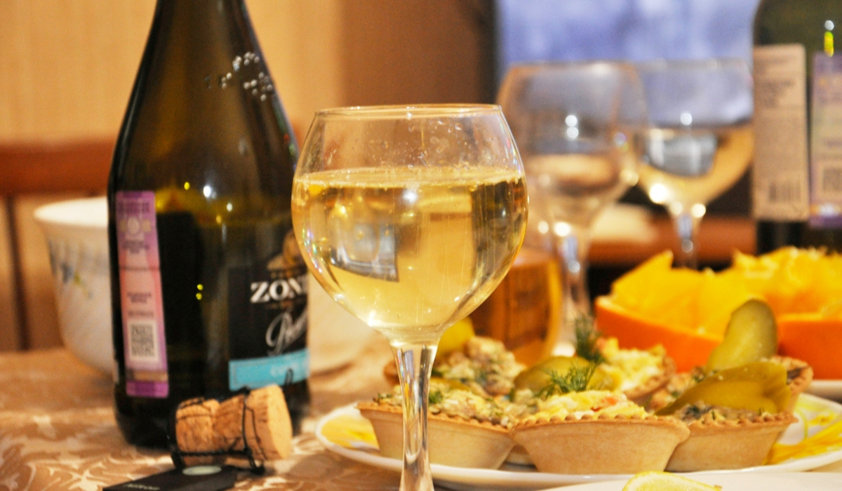 What Is Cooking Wine And Can You Drink It?