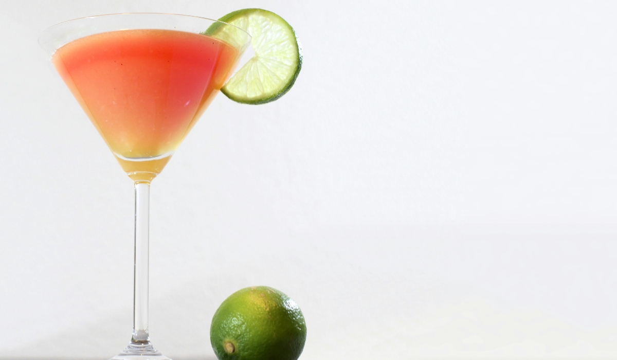 How To Ace The Perfect Cosmopolitan Cocktail