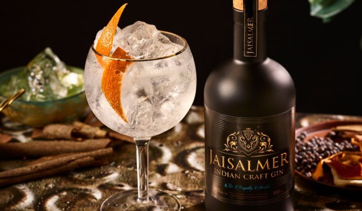 10 Premium Gin Brands Under INR 5,000 In India: Explore Their Botanicals, Flavors, And Prices