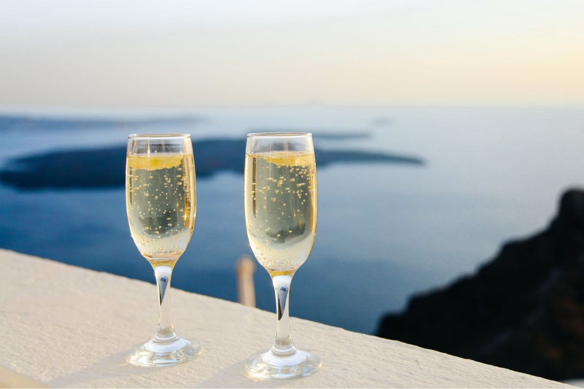 What Is Prosecco And How Is It Different From Champagne?