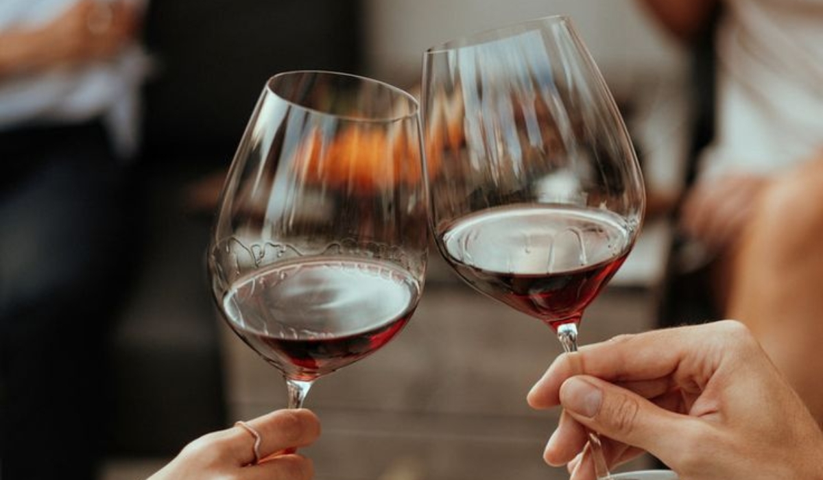 Is Red Wine Good For Health? Benefits, Myths & Side Effects