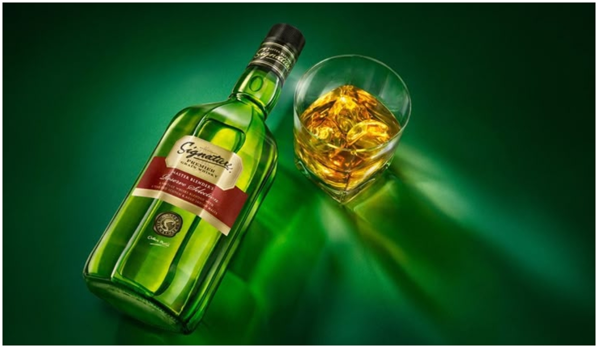 Signature Whisky: Price, Review, Variants & Buying Guide