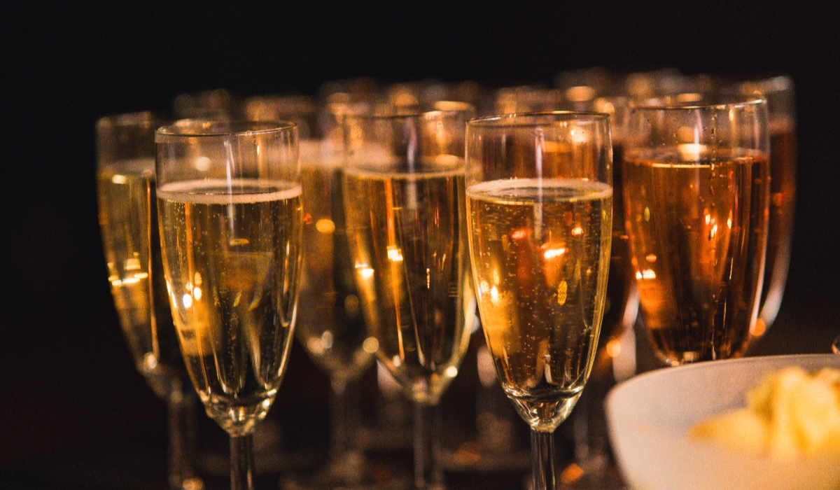 Why Does Champagne Get You Drunk Faster? The Science Behind The Bubbles
