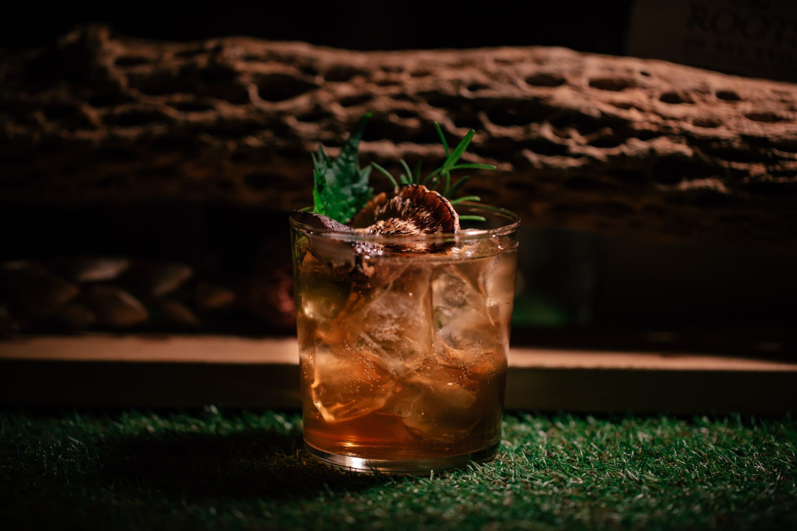 What Is Gin? A Guide To This Exquisite Drink