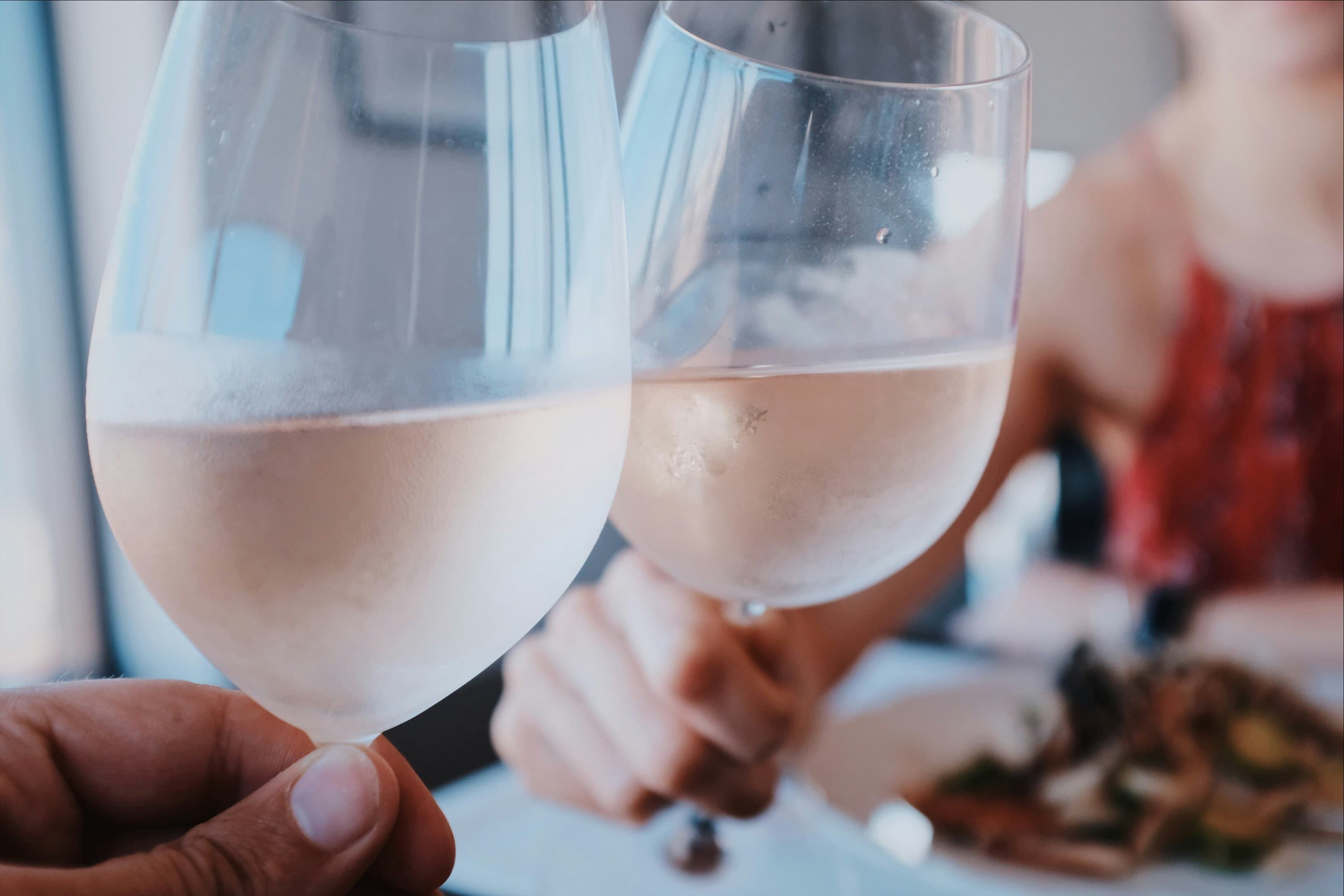 What Their Drink Says About Them on a First Date: Sip, Spill &amp; Decode the Vibe