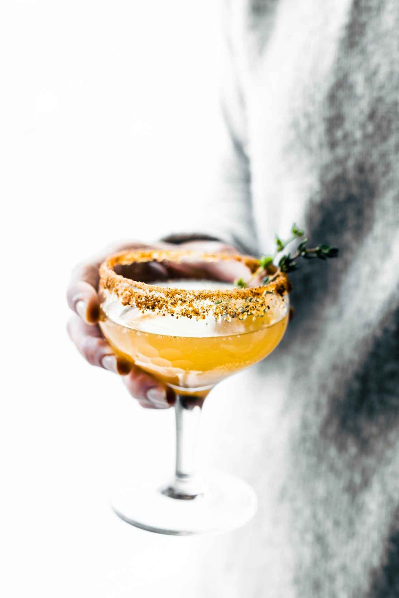 How To Rim A Glass