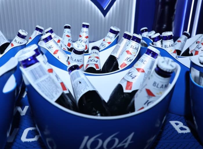 1664 Blanc.
