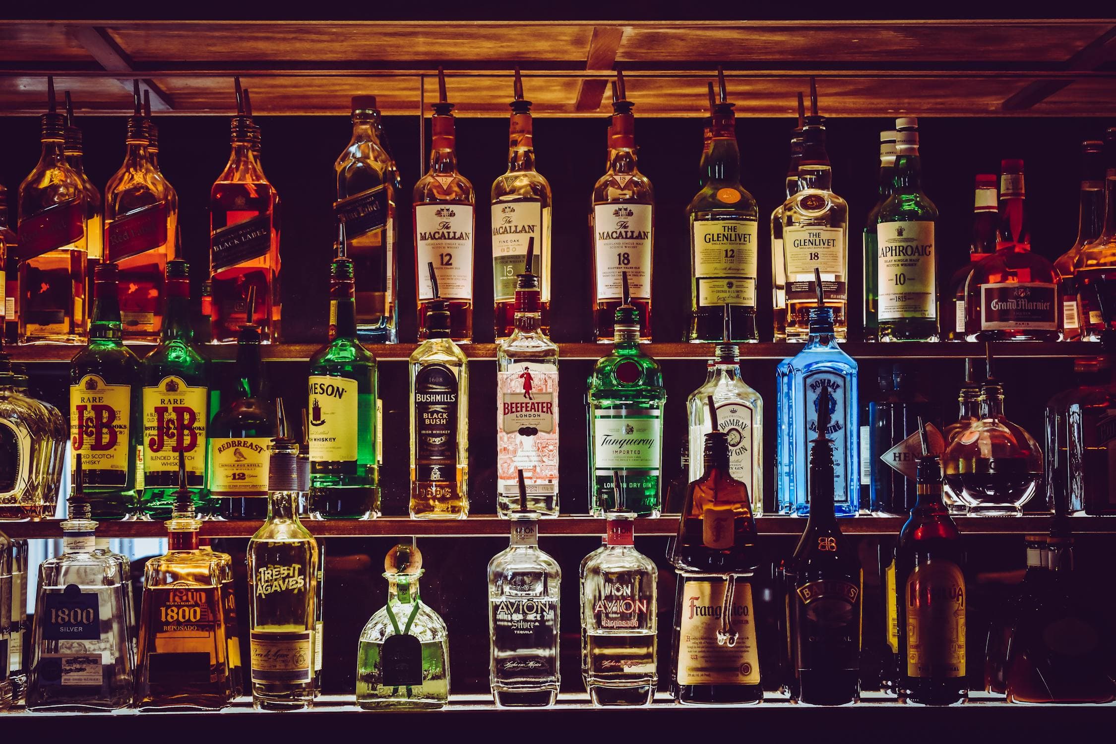 Dry Day in Delhi on April 18: Liquor Shops to Remain Shut on Good Friday