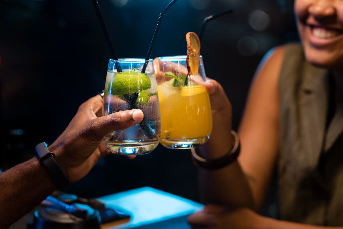Romantic Bars In Mumbai For Your Next Date Night