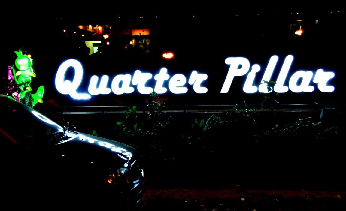 Quarter Pillar