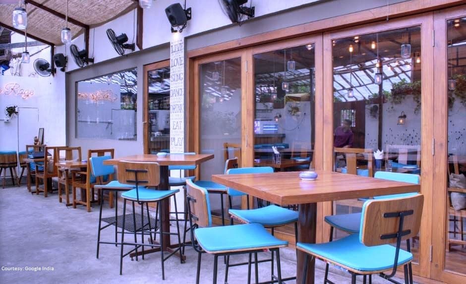 The Treesome Café