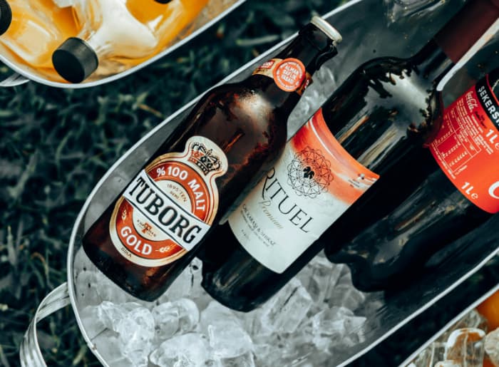 Alcohol at Akon Mumbai NESCO concert