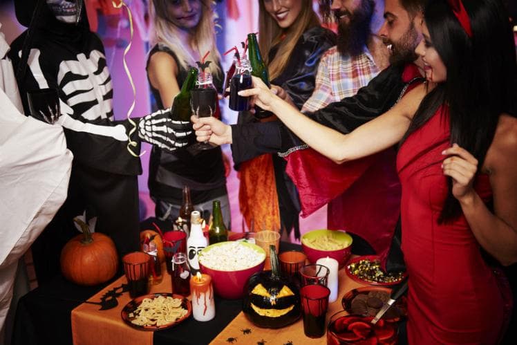 What All Drunk Halloween Parties Are Like
