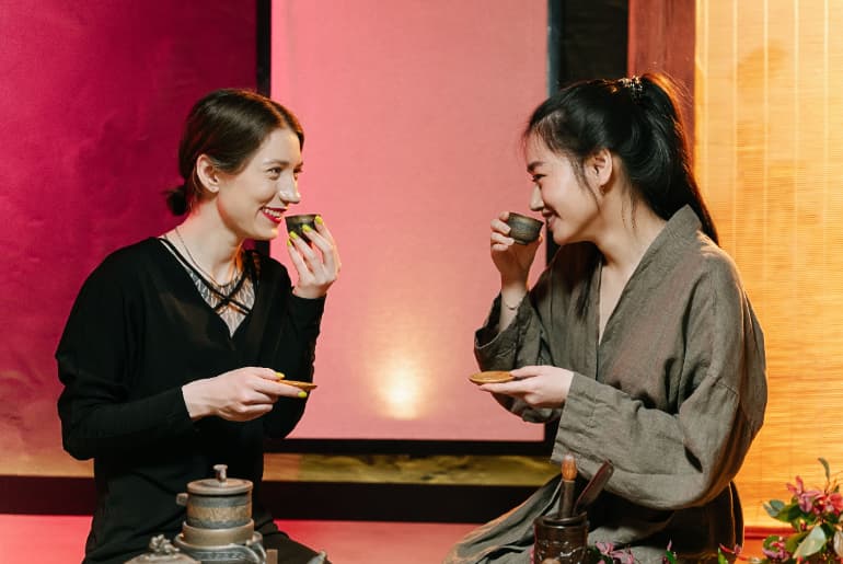 5 Things About Japan Bars