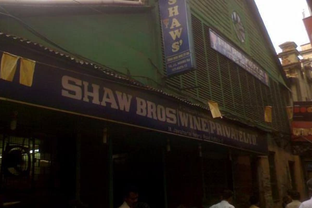 Chhota Bristol: Kolkata's Timeless Men's-Only Bar That Has Been Serving Tradition Since 1872