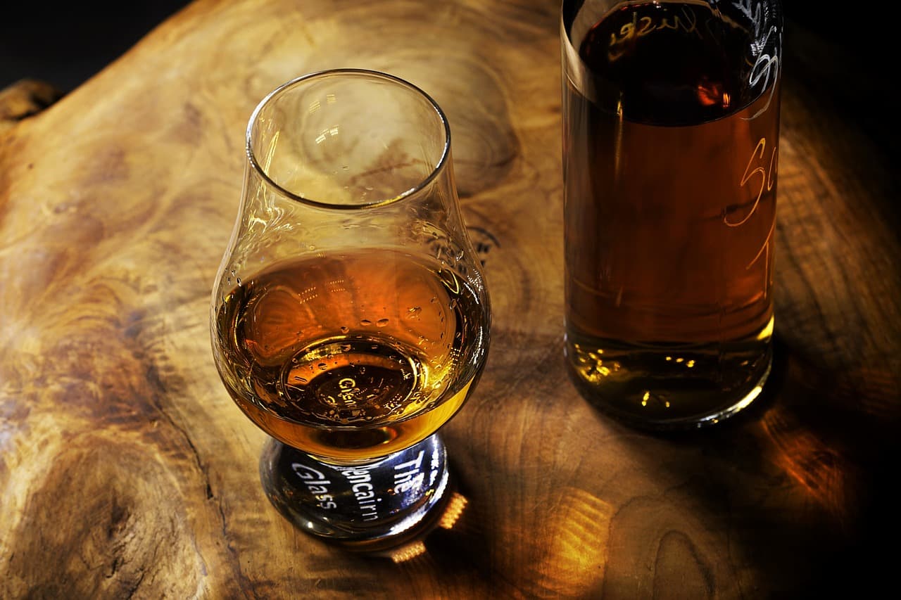 Discover Dagon Rum: A Taste of Myanmar’s Golden Tradition