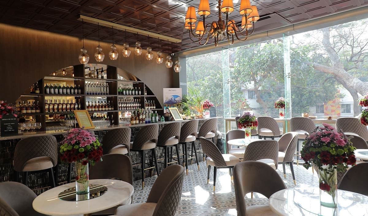 Hedonne - Kolkata's Largest Liquor Store