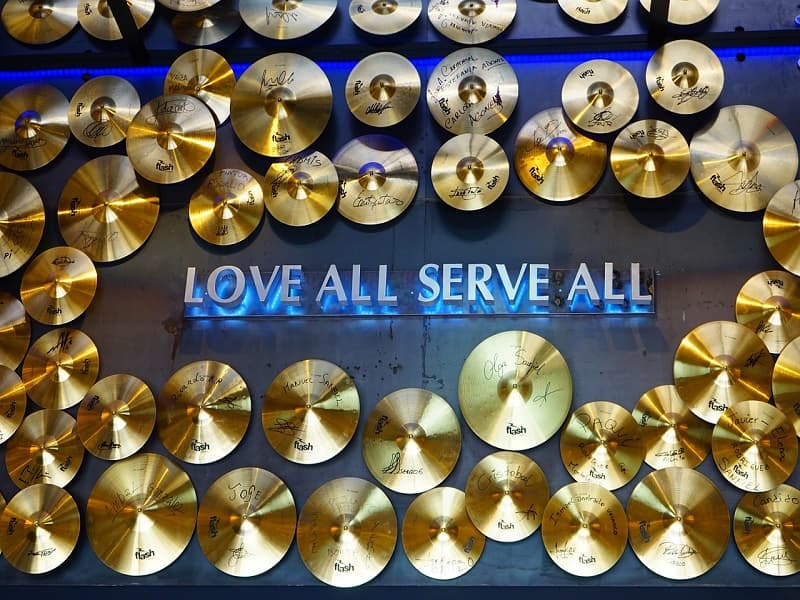 What is the Right Kind of Music For Your Favorite Drink