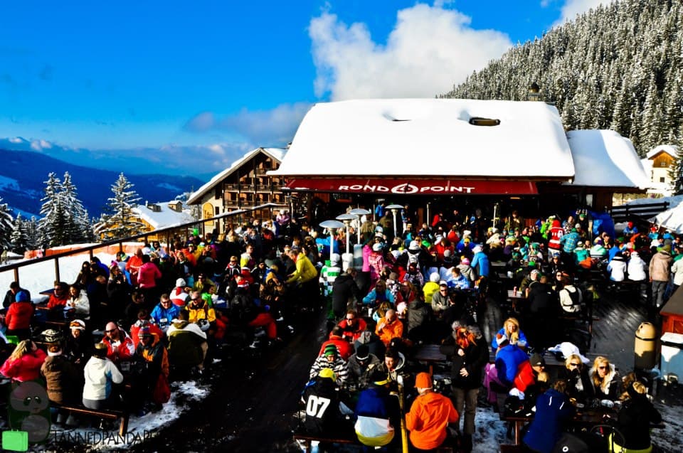 5 Aprés-Ski Bars You Need To Visit