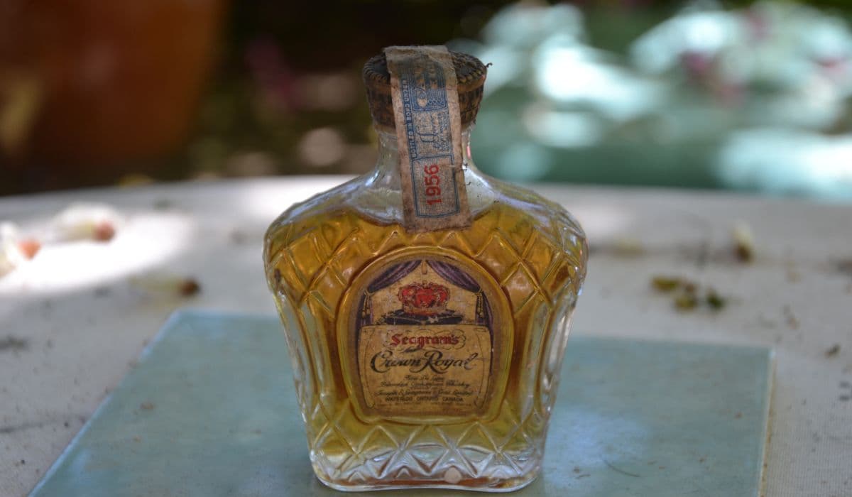 American Whiskey Vs Canadian Whisky: Key Differences Explained