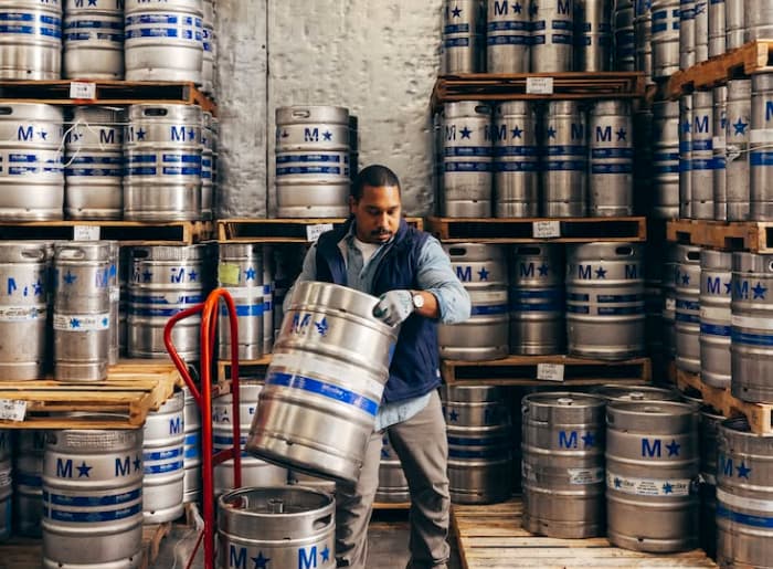 How long does beer last in the refrigerator