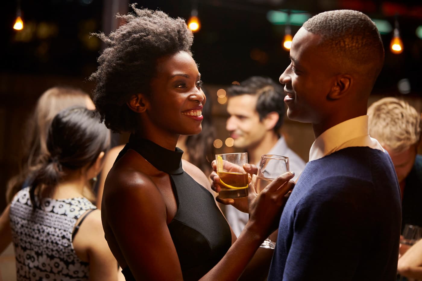 Why Getting Drunk On Your First Date Is A Smart Idea