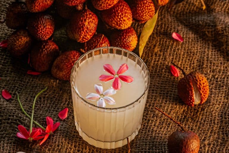 MOOOZ Litchi vodka
