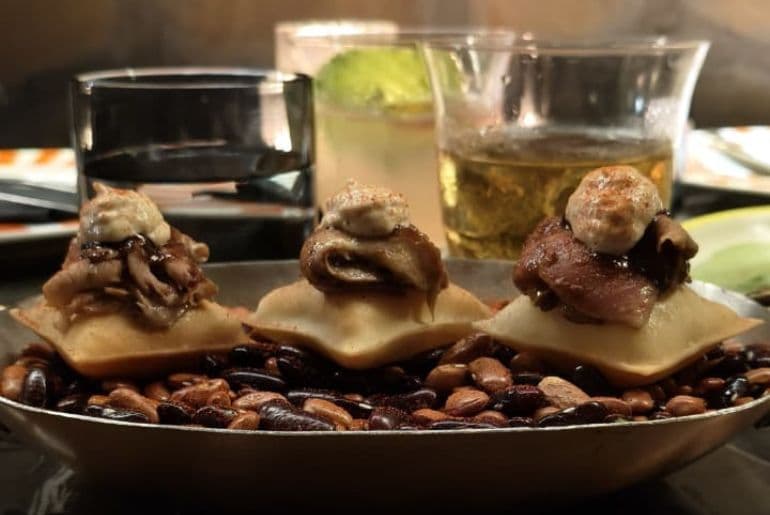 Papi, bandra