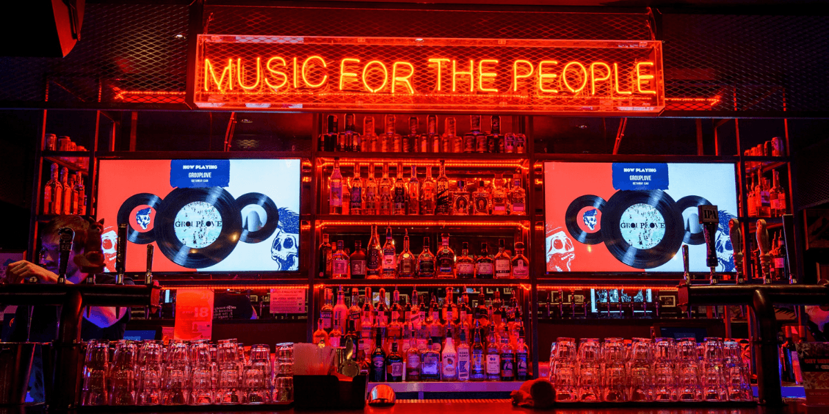 Best Bars With Live Music In Pune 