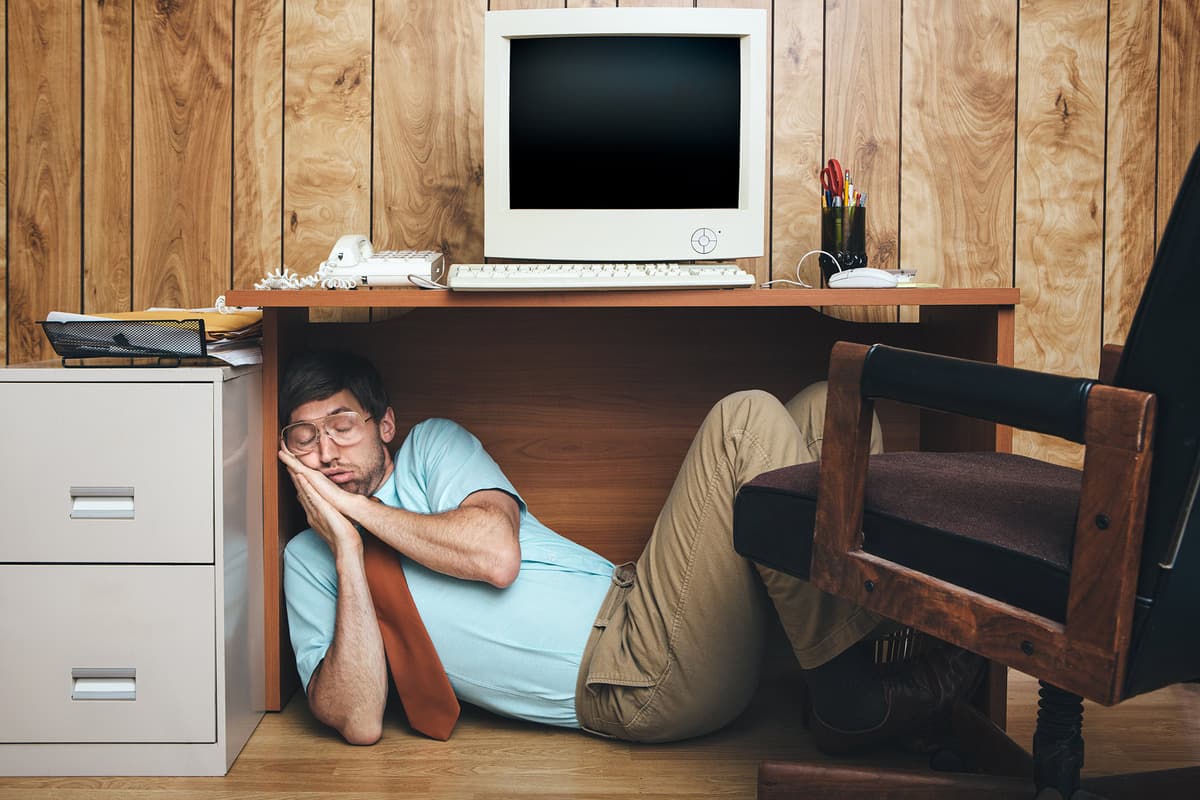 6 Things That Can Happen When You Come Drunk To Work