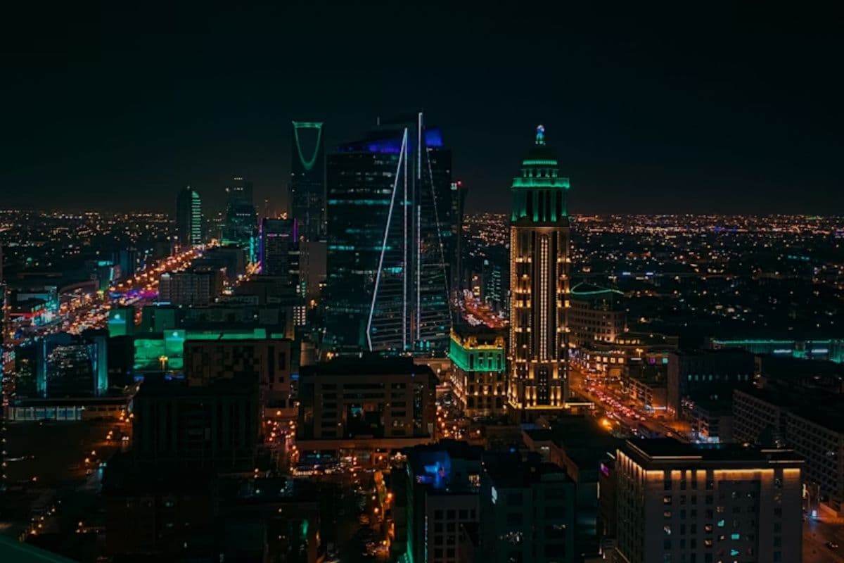 Non-Muslim Residents Can Now Buy Alcohol in Saudi Arabia, But Conditions Apply