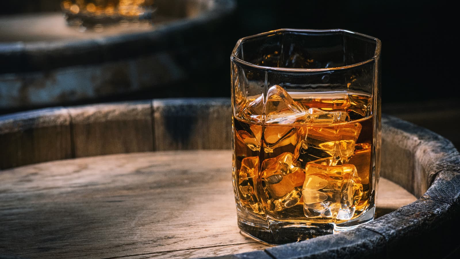 Brandy Vs. Whisky: What's The Difference?