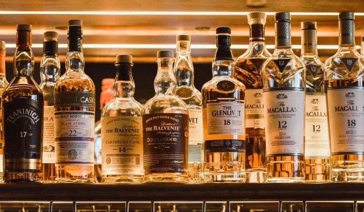 What Mixers Go With Whisky, Gin, Rum And Vodka? A Beginner's Guide