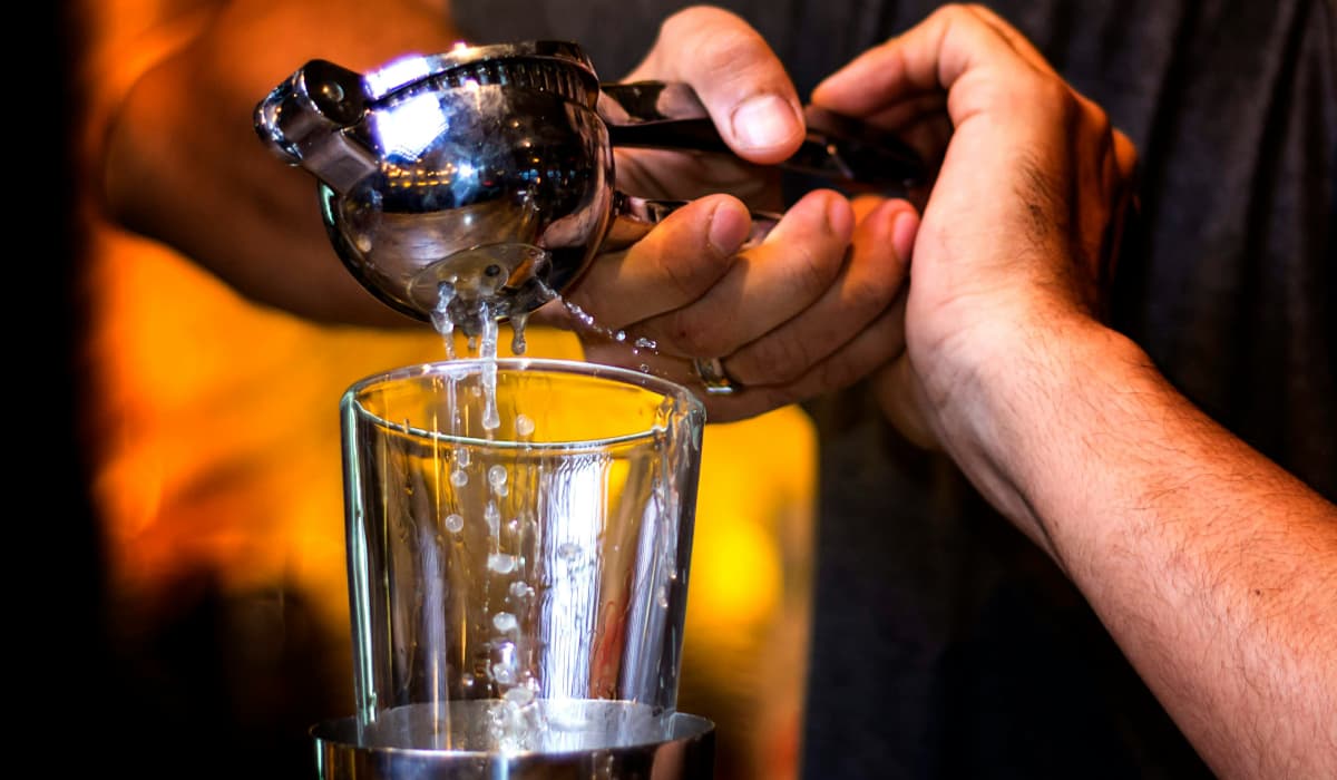 DIY Mixers 101: Transforming Cocktails Into Art Pieces