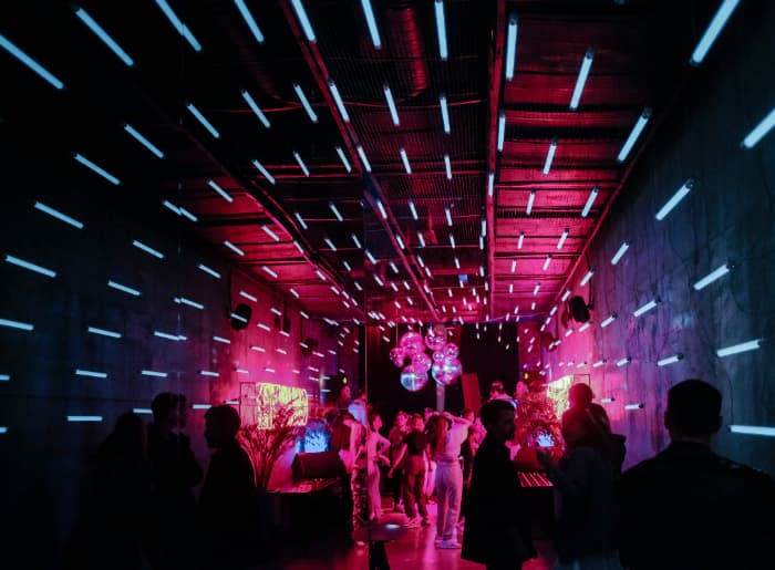 Maharashtra Allows Restaurants, Bars To Be Open Until 5 AM