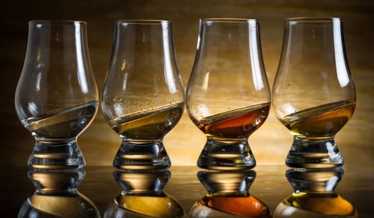 Best Peated Whiskies for Cold Monsoon Evenings