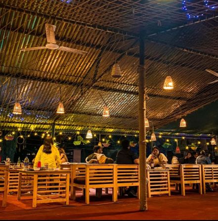 Cafe-Manali.jpg