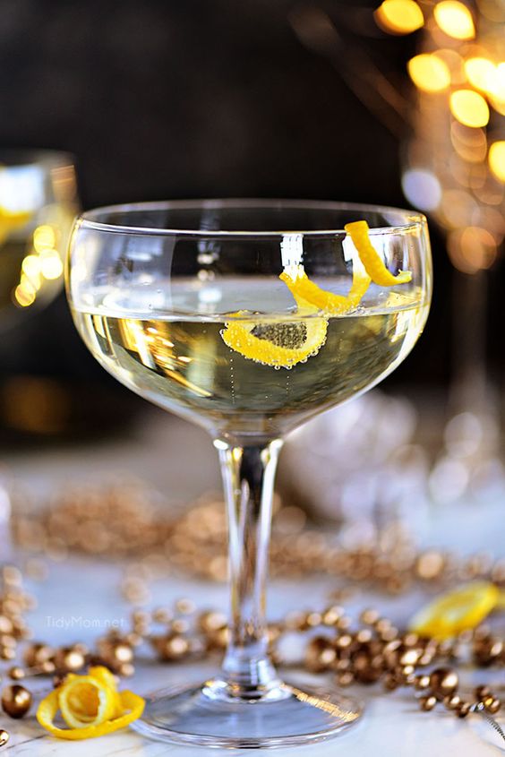 Champagne-Cocktail.jpg
