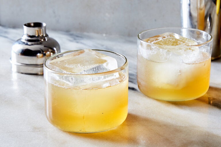 Gold-Rush-Cocktail.jpg