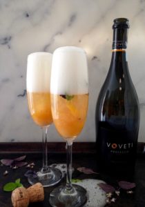 Peach-cocktail-Image-source-Ciao-Florentina-210x300.jpg