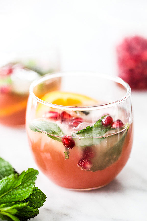 Pomegranate-and-Orange-Champagne-Punch.png