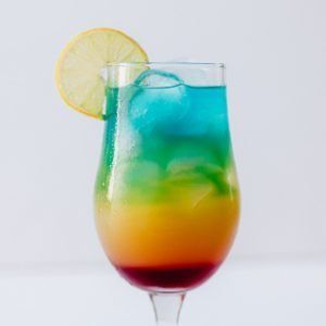 Rainbow-Paradise-Cocktail-With-Blue-Curacao-Vega-Recepten.jpg