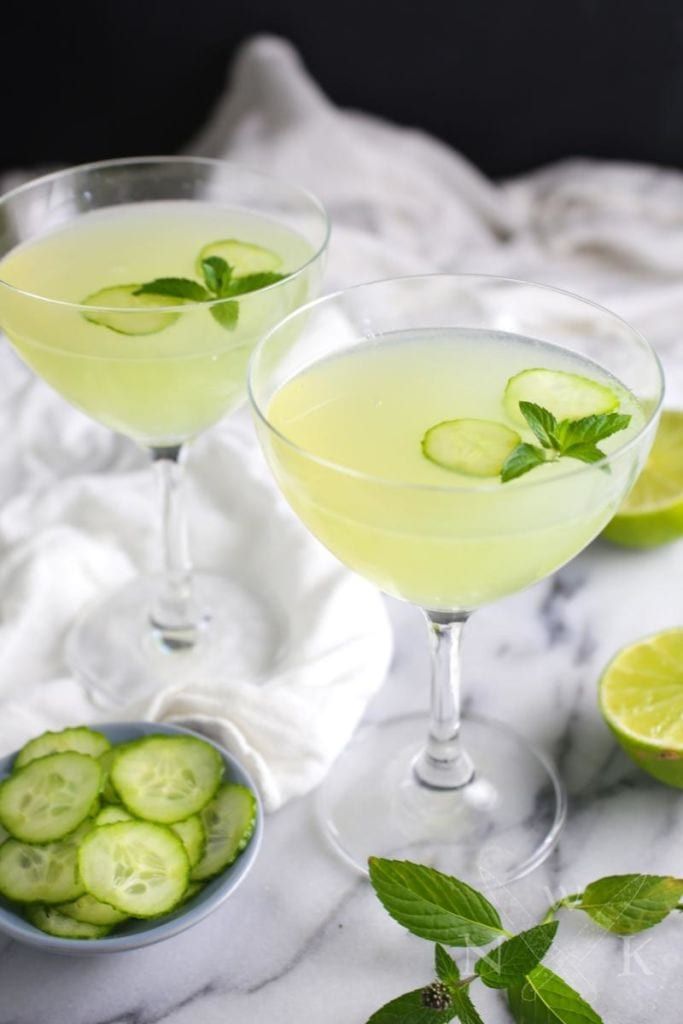 Refreshing-Summer-Cucumber-and-Mint-Gimlet-Nerds-with-Knives.jpg