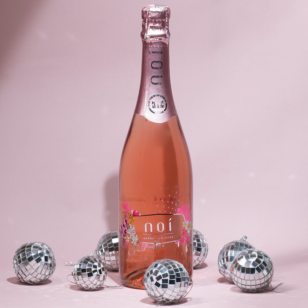 Rose-Wine.jpg