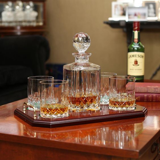 Set-Of-Whiskey-Glasses-1.jpg
