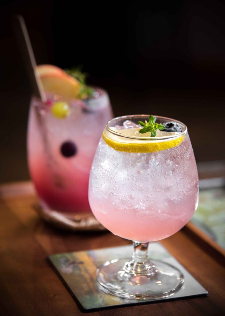 cocktail-ratio-unsplash-2-731x1024.jpg