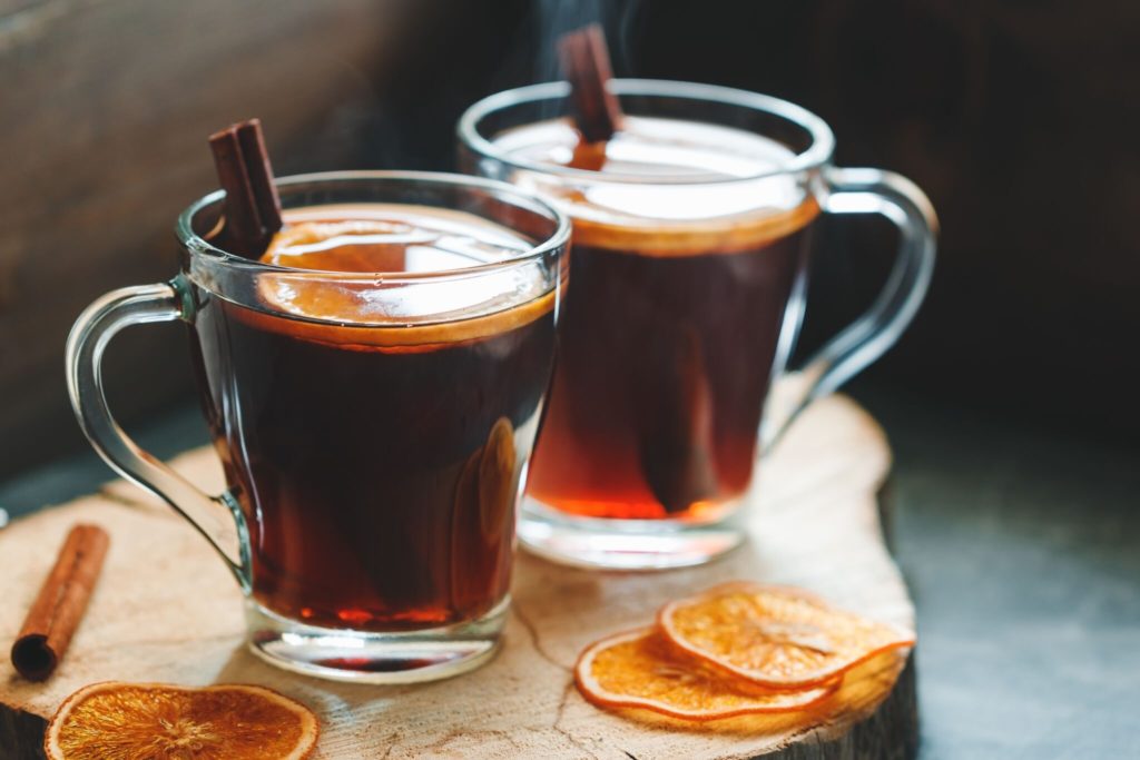 mulled-wine-recipe-3510986-6_preview-5aff42290e23d9003731e07f-1024x683-1.jpeg